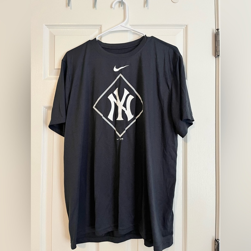 Nike Yankee’s Tshirt